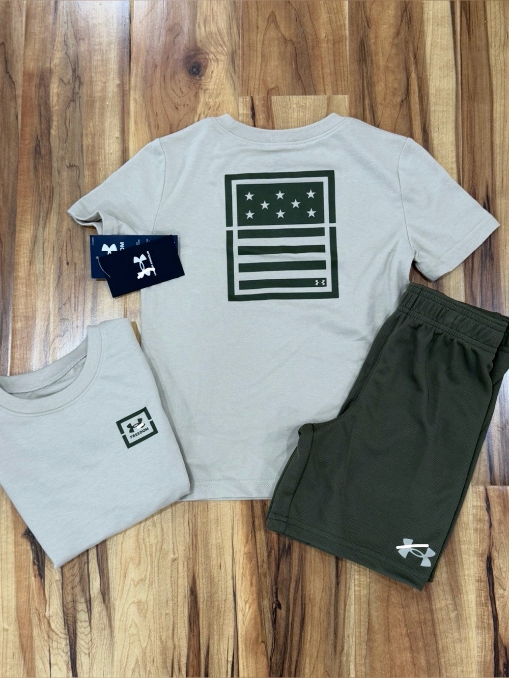 Under Armour Freedoms Boys Tee and Athletic Shorts Set, Nww